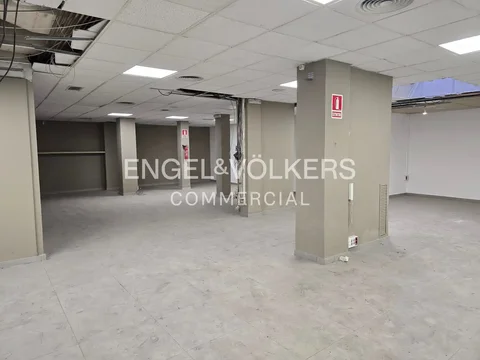 Local comercial en  Barcelona Capital - Foto 6