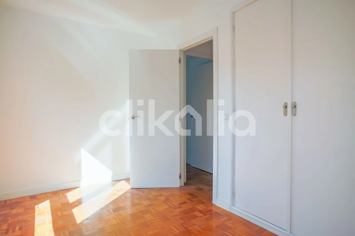 Piso en calle de Víctor de la Serna - Foto 13