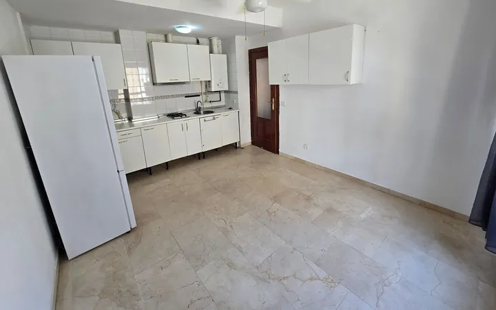 Piso en Calle de las Islas Luisiadas, Tres Olivos - Valverde - Foto 4