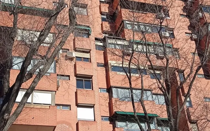 Piso en Calle de Santiago de Compostela, 26 - Foto 4