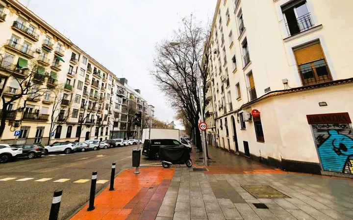 Piso en Calle del General Lacy - Foto 15
