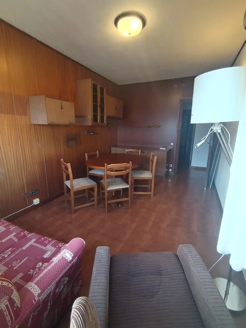 Piso en Barrio La Salut - Foto 3