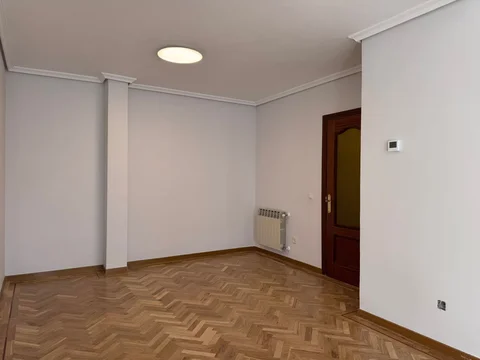 Piso en calle de Castilla, 28 - Foto 5