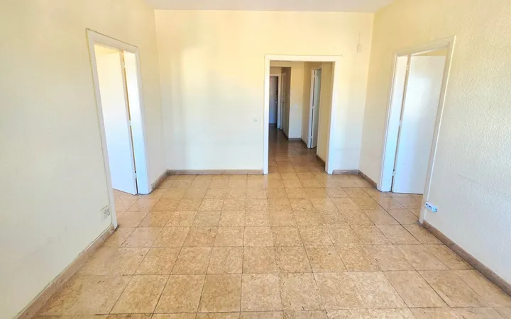 Piso en Calle de Sants, 28, Sants - Foto 3