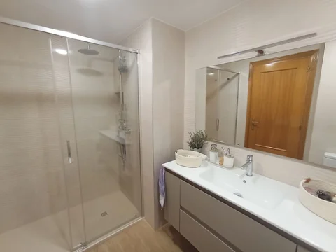 Piso en Barrio Ciutat Jardí - Foto 8