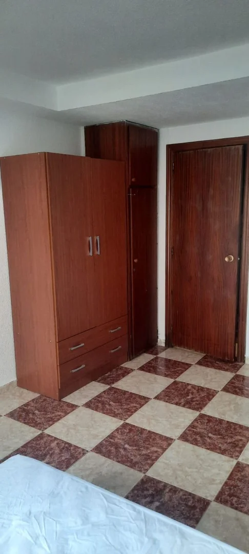 Estudio en Barrio Valdeacederas - Foto 5