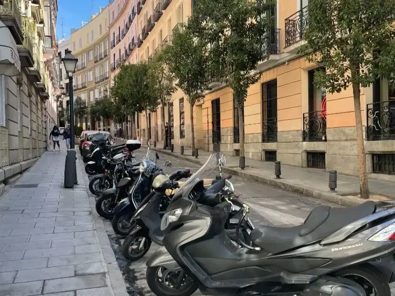 Piso en  Calle de Campomanes 6 - Foto 16