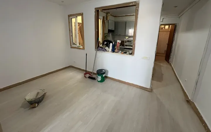 Piso en  Carrer del Comte Borrell 63 - Foto 5