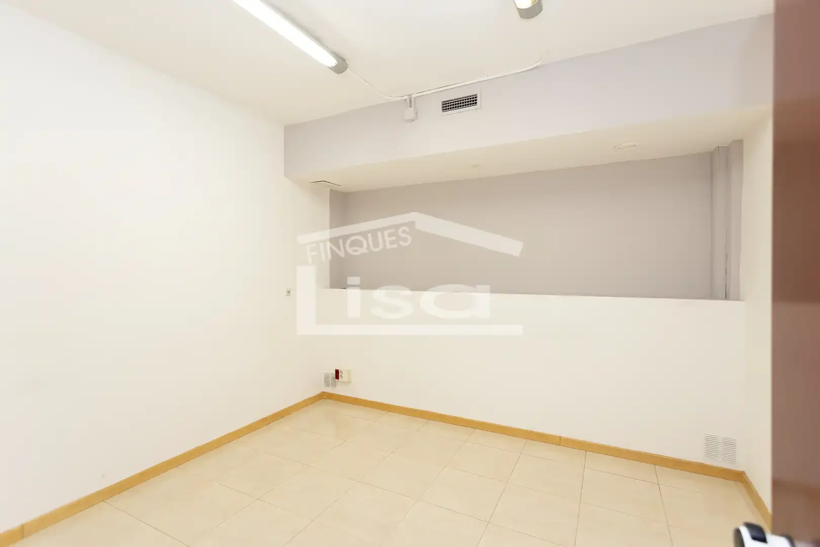 Local comercial en  Carrer de Portugal - Foto 19