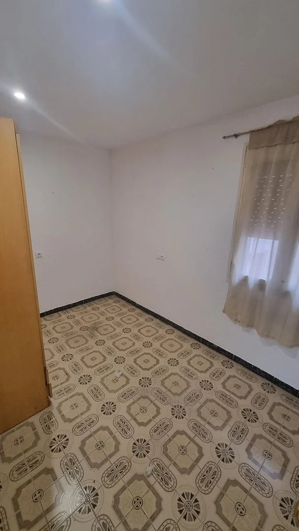 Piso en Calle de Tàrrega, 48 - Foto 2