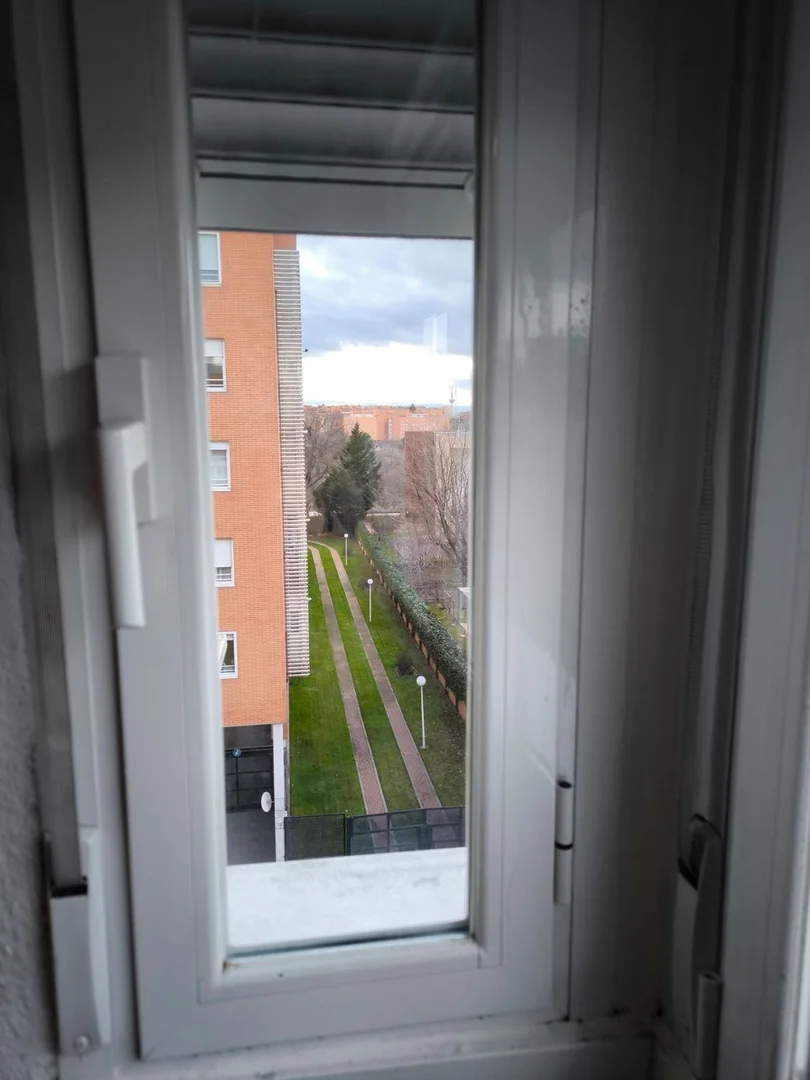 Piso en calle de Ladera de los Almendros, 13 - Foto 17