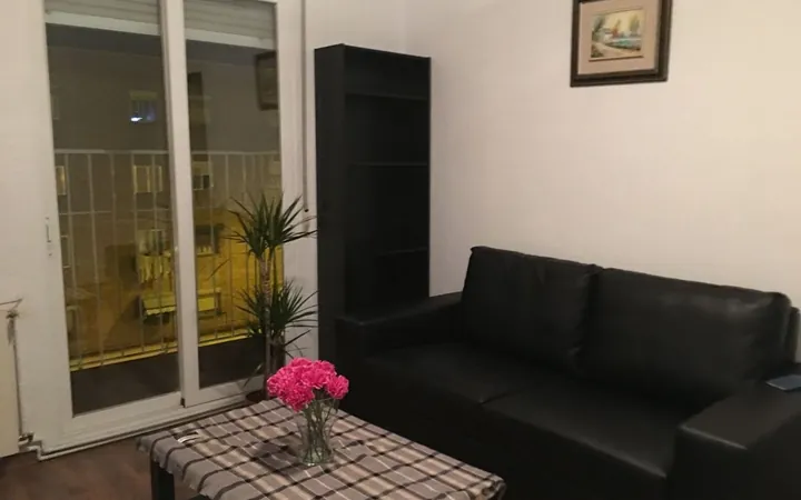 Piso en Calle de Ofelia Nieto, 15, Valdezarza - Foto 1