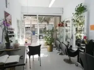 Local comercial en Barcelona, Navas - Foto 3