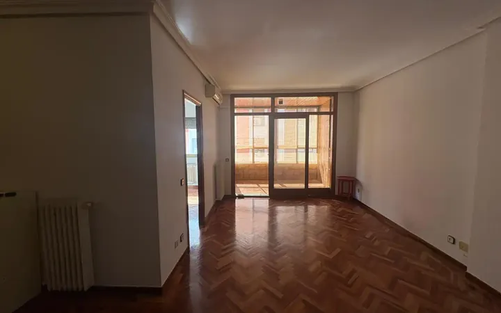 Piso en  Calle Fernandez de Los Rios - Foto 1