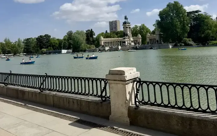 Piso en  Avenida de Menéndez Pelayo 27 - Foto 1