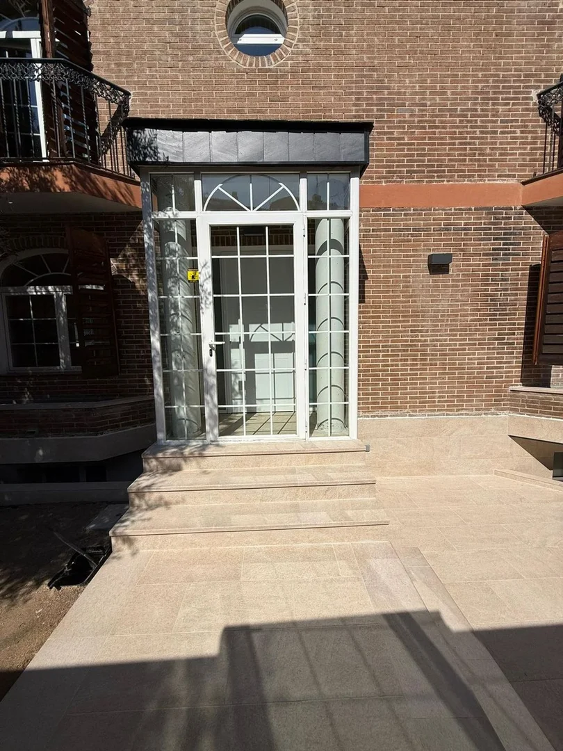 Chalet pareado en Barrio Montecarmelo - Foto 2