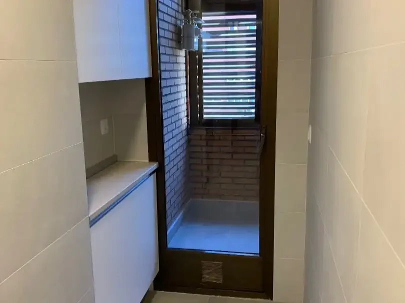 Piso en  Calle de Fermín Caballero 87 - Foto 4