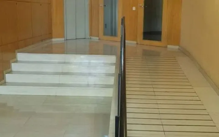 Piso en Calle del Comte Borrell, 26 - Foto 1