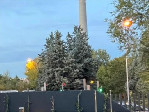 Piso en  Calle de Juan Esplandiú 21 - Foto 5