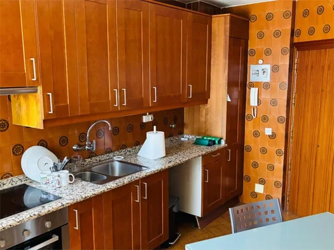 Piso en  Calle del Condado de Treviño 2 - Foto 50