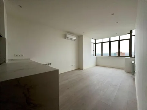 Piso en  Avenida de Pío XII 92 - Foto 2