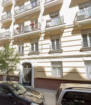 Piso en calle de Juan Álvarez Mendizábal, 13 - Foto 1