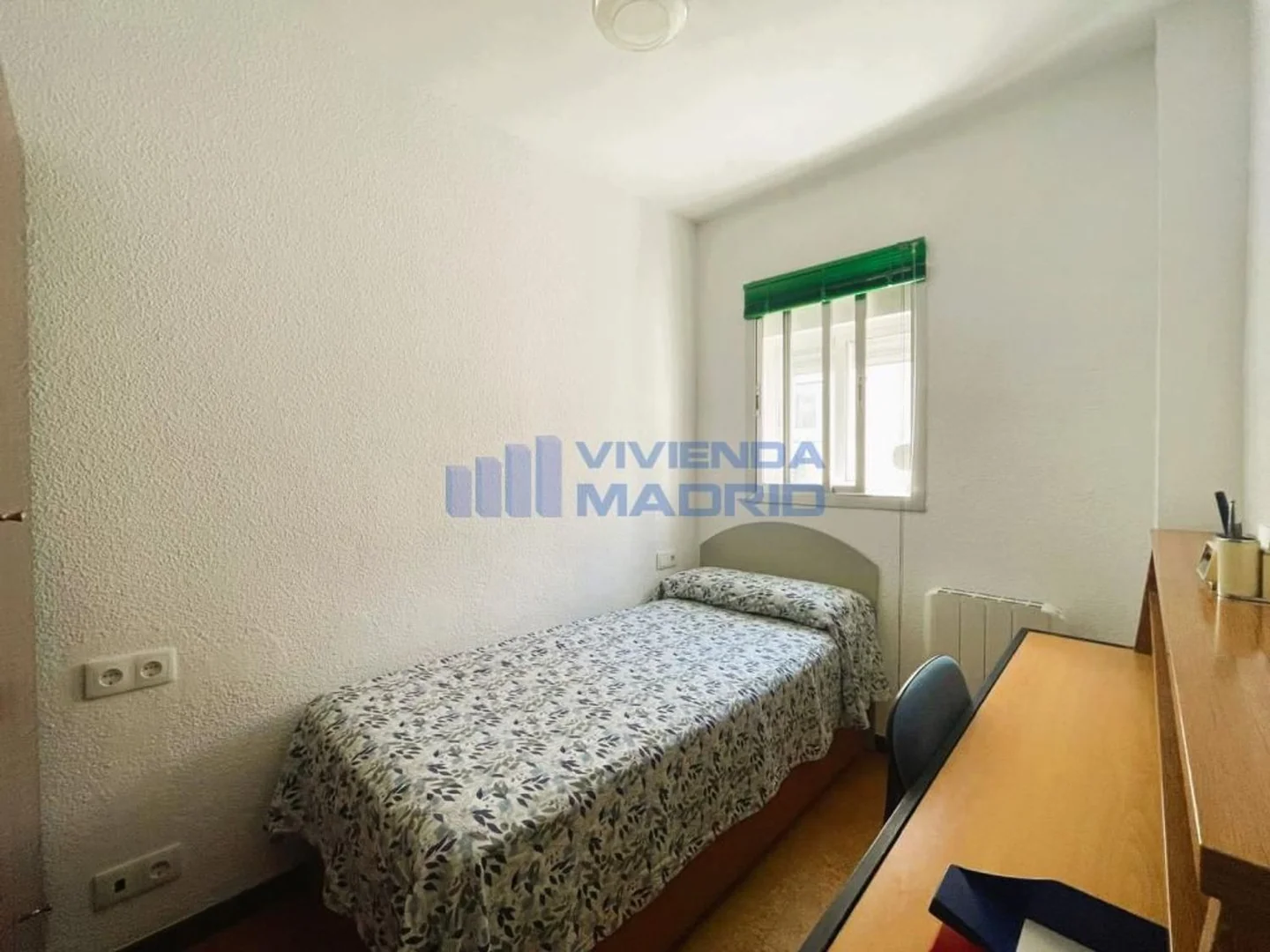 Piso en Calle de José Anduiza, Tres Olivos - Valverde - Foto 2