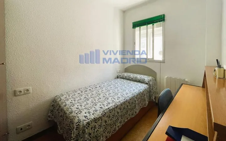 Piso en Calle de José Anduiza, Tres Olivos - Valverde - Foto 2