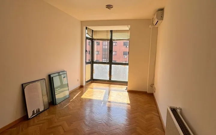 Piso en Marqués de Viana, 76, Valdeacederas - Foto 1