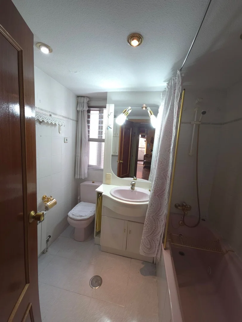 Piso en calle de Melchor Fernández Almagro, 11 - Foto 18