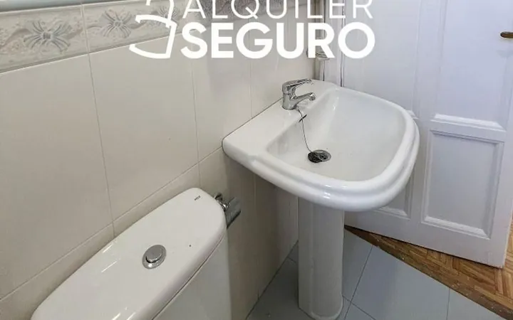Piso en Calle de Alejandro Saint Aubin, Chopera - Foto 17