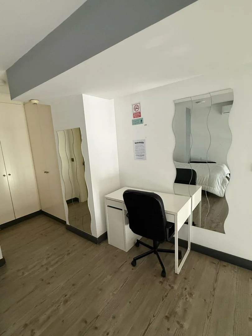 Piso en calle Laguna del Marquesado, 11 - Foto 5