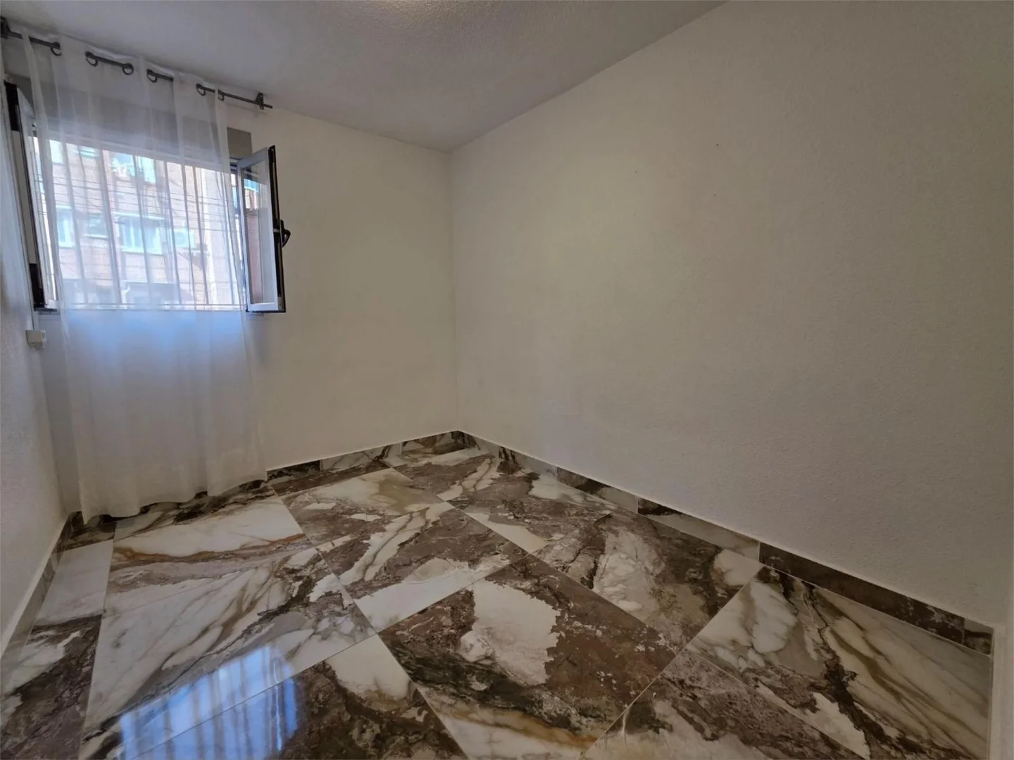 Piso en  Calle del Capitán Blanco Argibay 111 - Foto 3