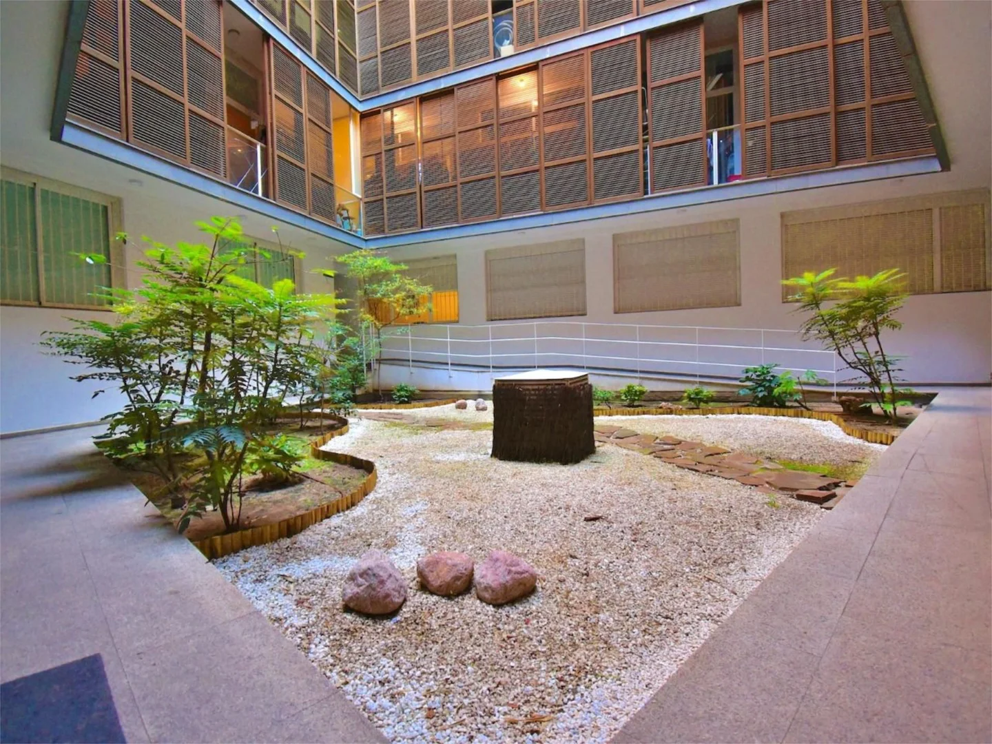 Piso en  Calle de Luis Villa 6 - Foto 23