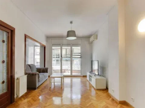 Piso en  Carrer de los Castillejos 298 - Foto 3