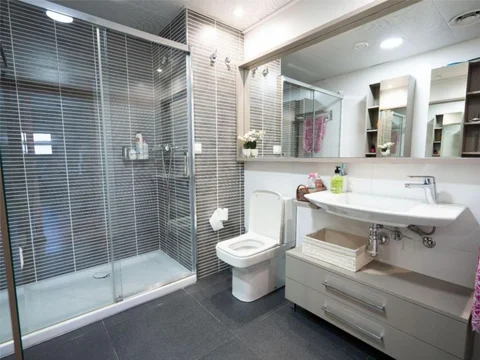 Piso en calle d'Espronceda, 140 - Foto 5