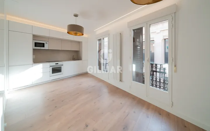 Piso en Cortes, Madrid - Foto 1