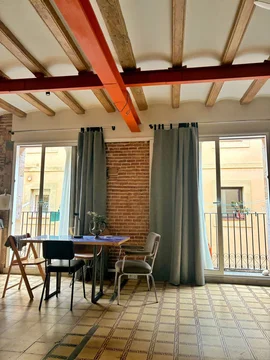 Estudio en calle de Guifré, 2 - Foto 1