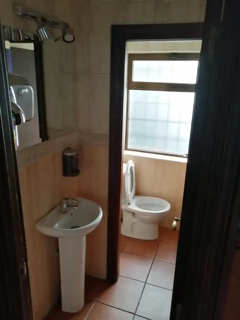 Local comercial en  Calle de Villaviciosa 26 - Foto 15