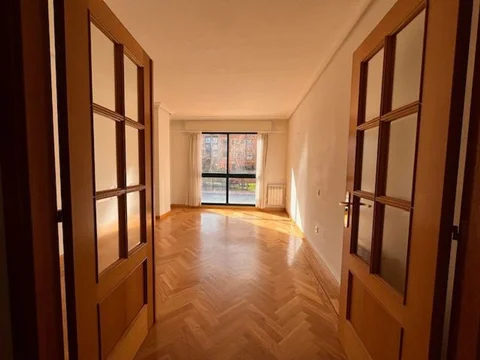 Piso en Barrio Palomas - Foto 1