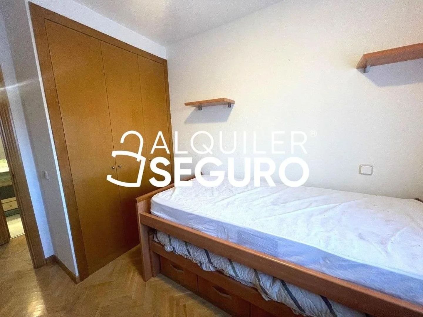Piso en Calle de Ladera de los Almendros, Valdebernardo - Valderrivas - Foto 13