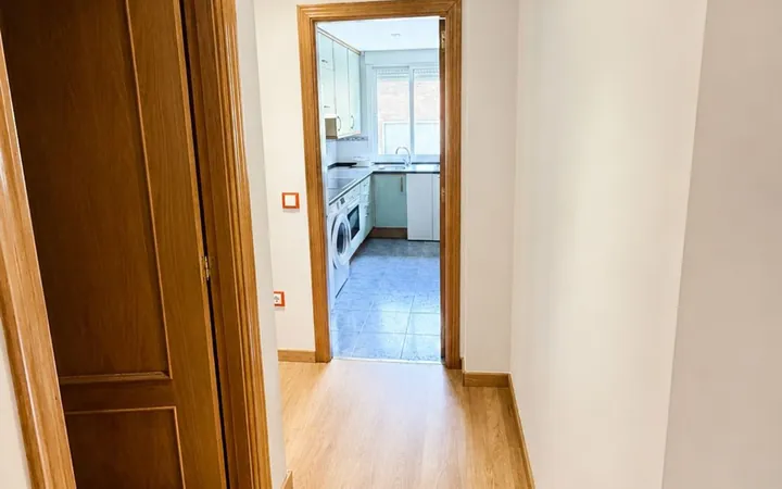 Piso en Calle del Conde de Vallellano, 9, Valdeacederas - Foto 2