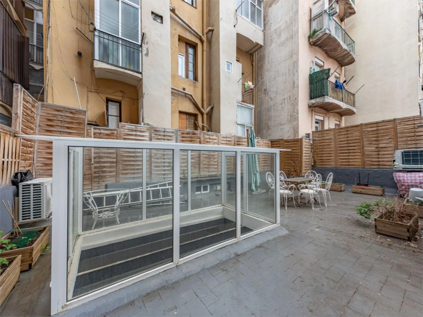 Piso en  Carrer de la Diputació 131 - Foto 10