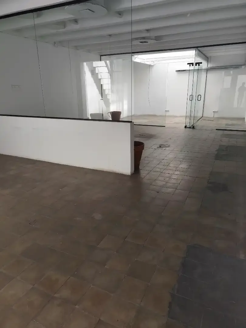 Local comercial en  Carrer de Joan d'Àustria 109 - Foto 6