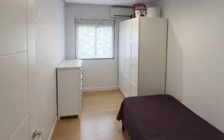 Piso en  Calle de Villafranca 22 - Foto 5