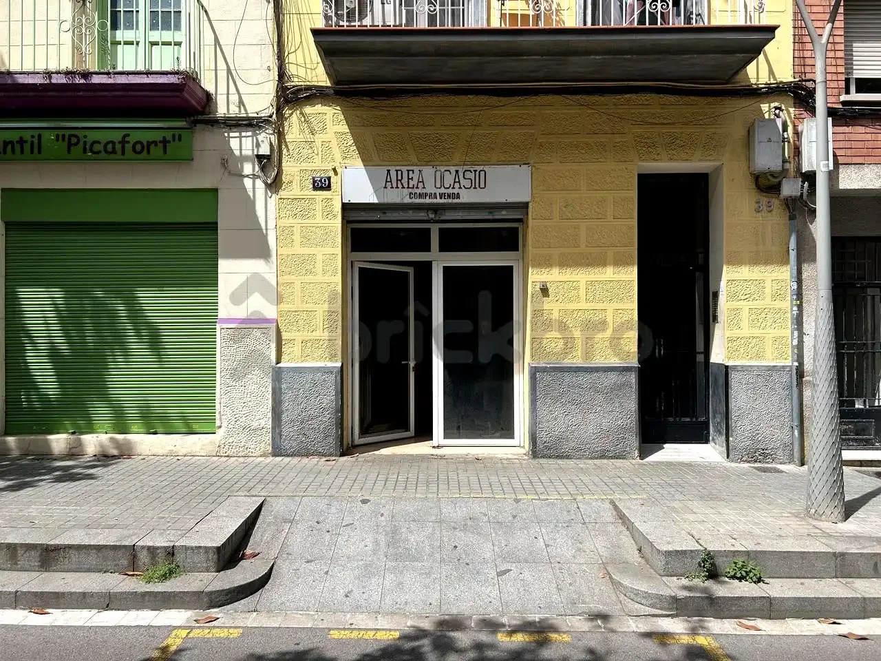 Local comercial en  De Francesc Tàrrega - Foto 2