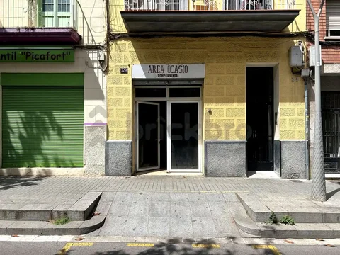 Local comercial en  De Francesc Tàrrega - Foto 2