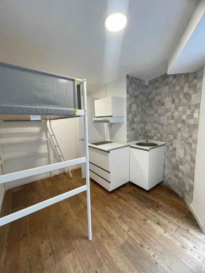 Estudio en  Carrer de la Conca de Tremp 63 - Foto 1