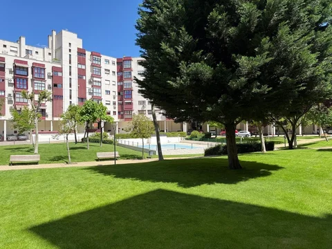 Piso en Avenida de la Aurora Boreal - Foto 1