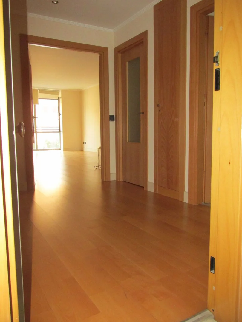 Piso en avenida del Talgo, 76 - Foto 3